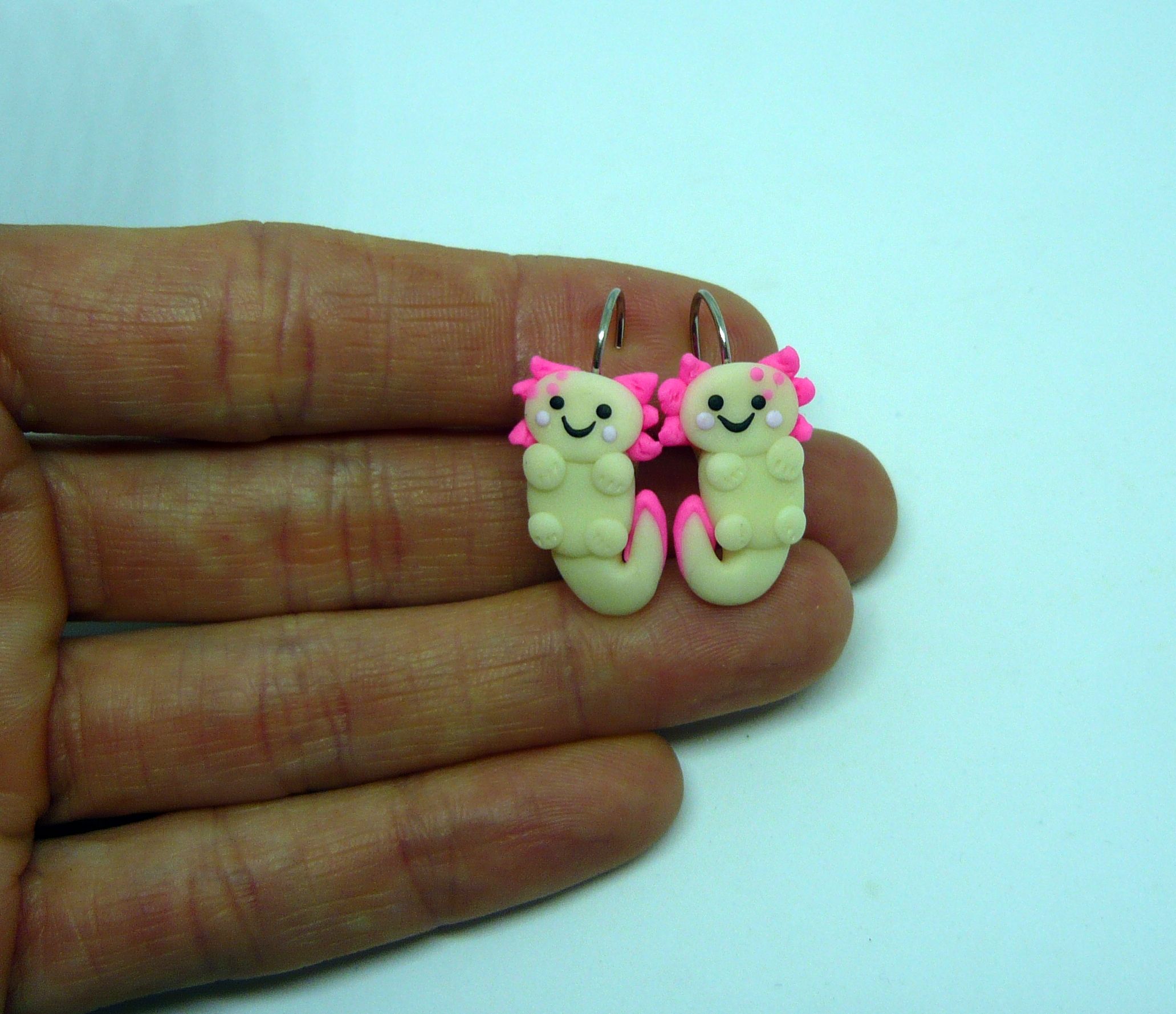 Axolotl na zacvakávacích háčcích